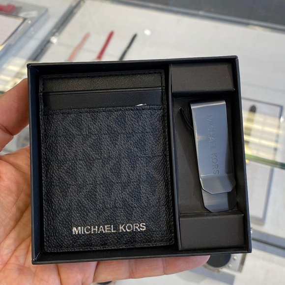 Michael Kors Other - COPY - 37H9LGFD1B-Men Card Case Money Clip WT